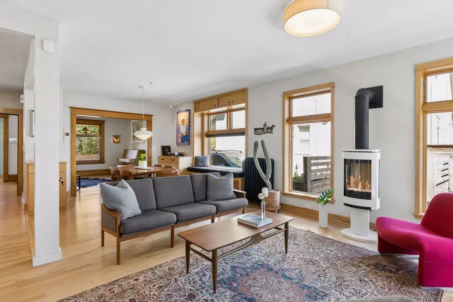 686 23rd Avenue Ne, Minneapolis, MN 55418 - #2