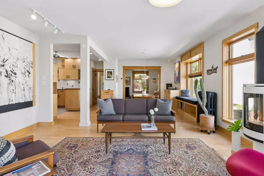 686 23rd Avenue Ne, Minneapolis, MN 55418 - #3
