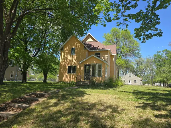 410 E Ciro Street, Truman, MN 56088