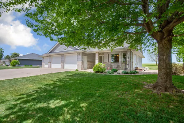 1203 Northridge Drive, Lakefield, MN 56150
