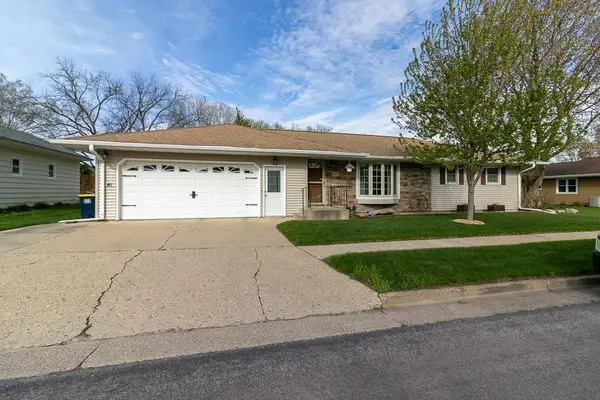 6 Hazelwood Avenue, New Ulm, MN 56073