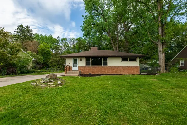 3947 Hayes Street Ne, Minneapolis, MN 55421
