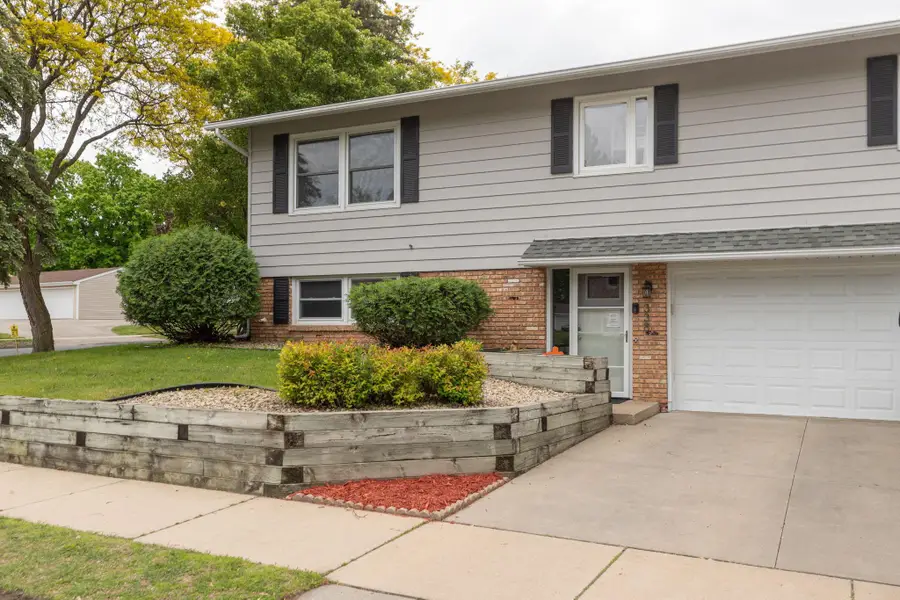 338 27th Street Ne, Rochester, MN 55906 - #2