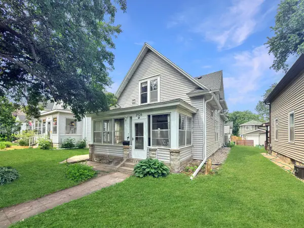 2926 Polk Street Ne, Minneapolis, MN 55418