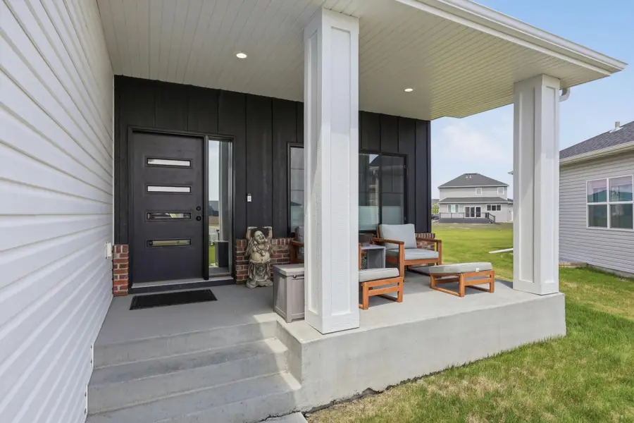 4755 32nd Street S, Fargo, ND 58104 - #3