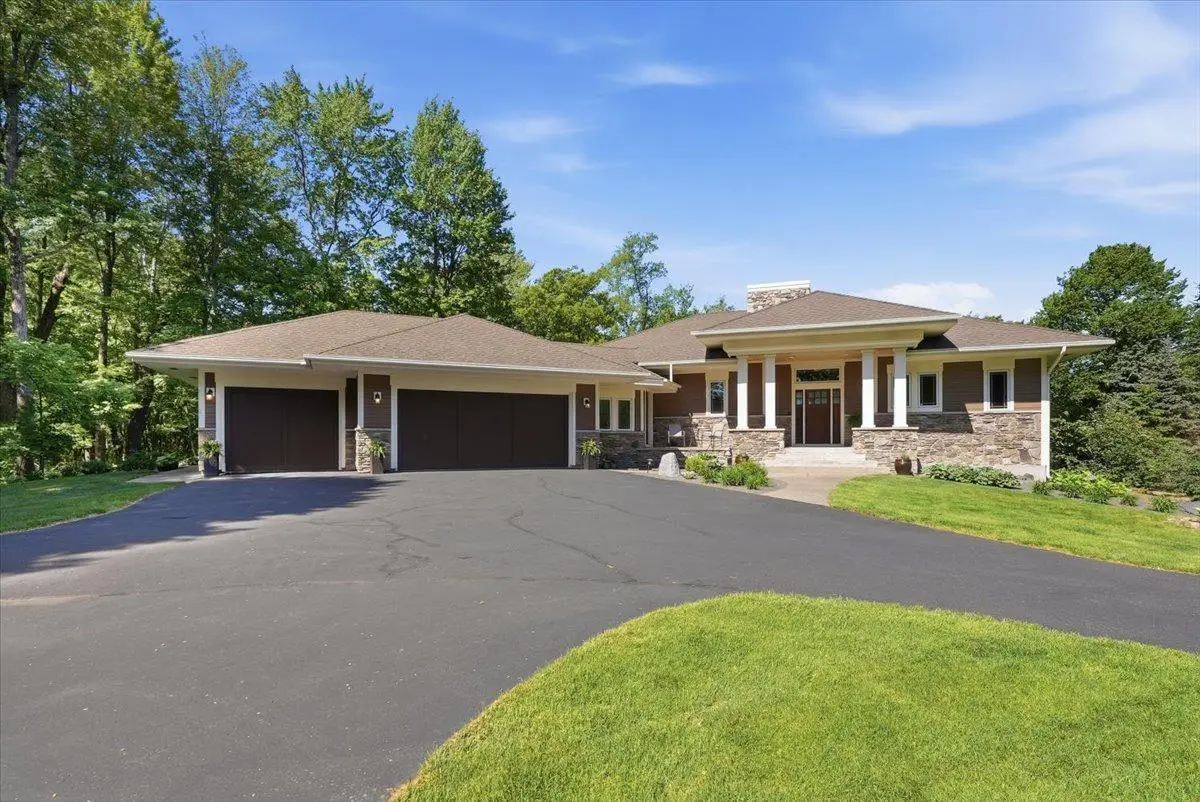 1415 Thelen Farm Trail, Houlton, WI 54082 - #1