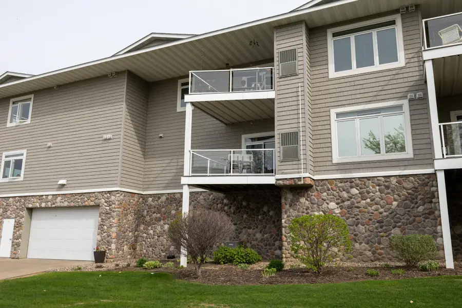 1215 N Lakeshore Drive #210, Lake City, MN 55041 - #3