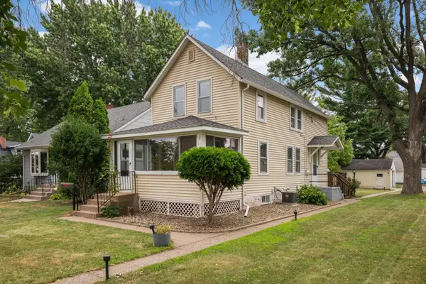 4852 Bloom Avenue, Saint Paul, MN 55110