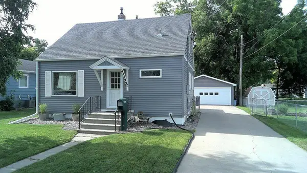 1313 6th Avenue N, Moorhead, MN 56560