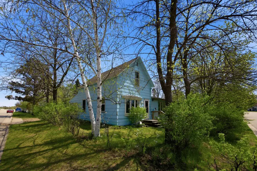 201 E Oak Avenue, Frazee, MN 56544 - #2