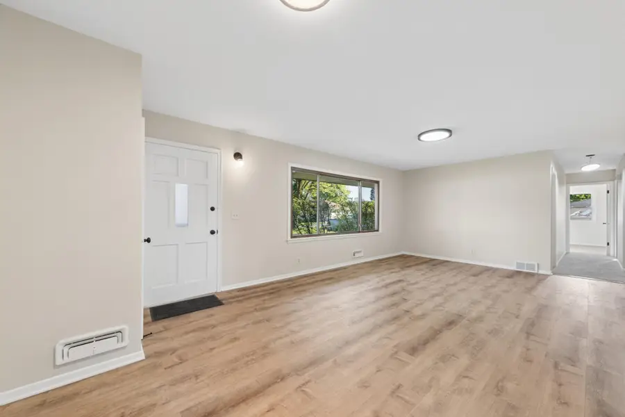 8159 Grafton Avenue S, Cottage Grove, MN 55016 - #3