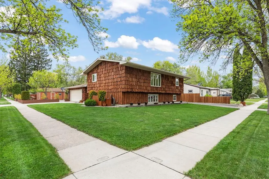 1501 16th Avenue S, Fargo, ND 58103 - #2