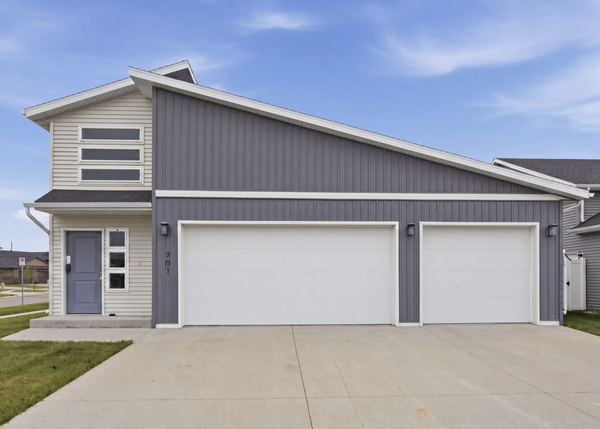 701 Albert Drive W, West Fargo, ND 58078