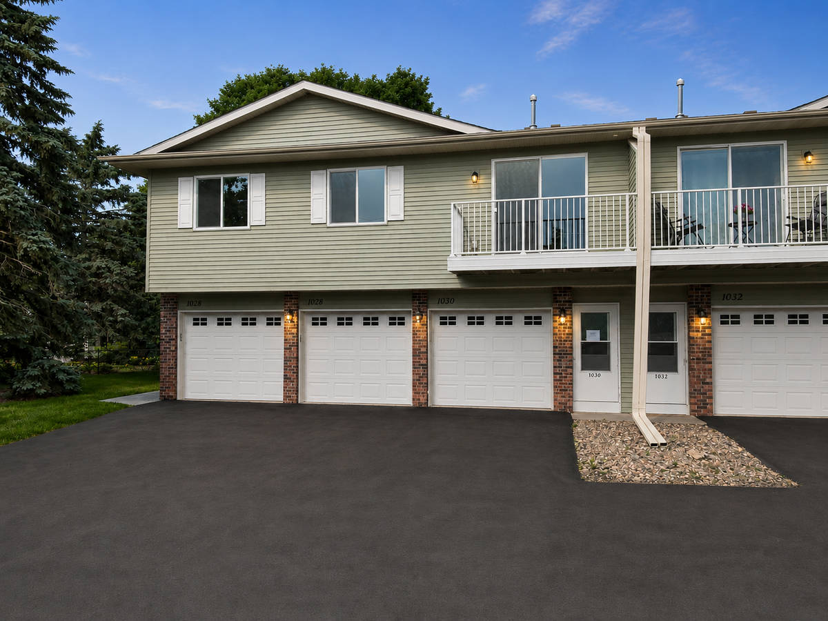 1030 Pond View Court, Saint Paul, MN 55127 - #1