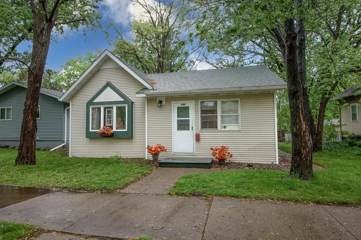404 4th Avenue Ne, Saint Cloud, MN 56304 - #1
