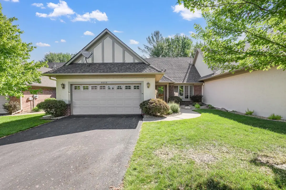 8313 Essex Road, Chanhassen, MN 55317 - #1