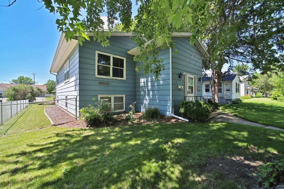 521 5th Street Ne, Staples, MN 56479 - #1