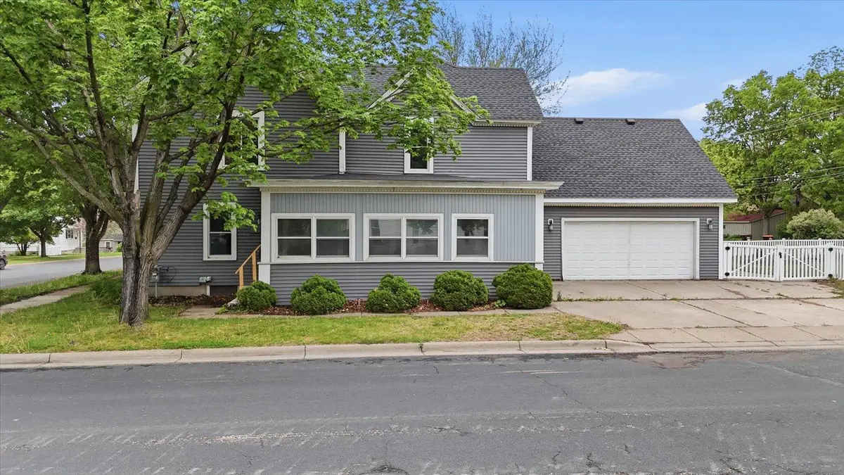 302 3rd Street W, Hastings, MN 55033 - #1
