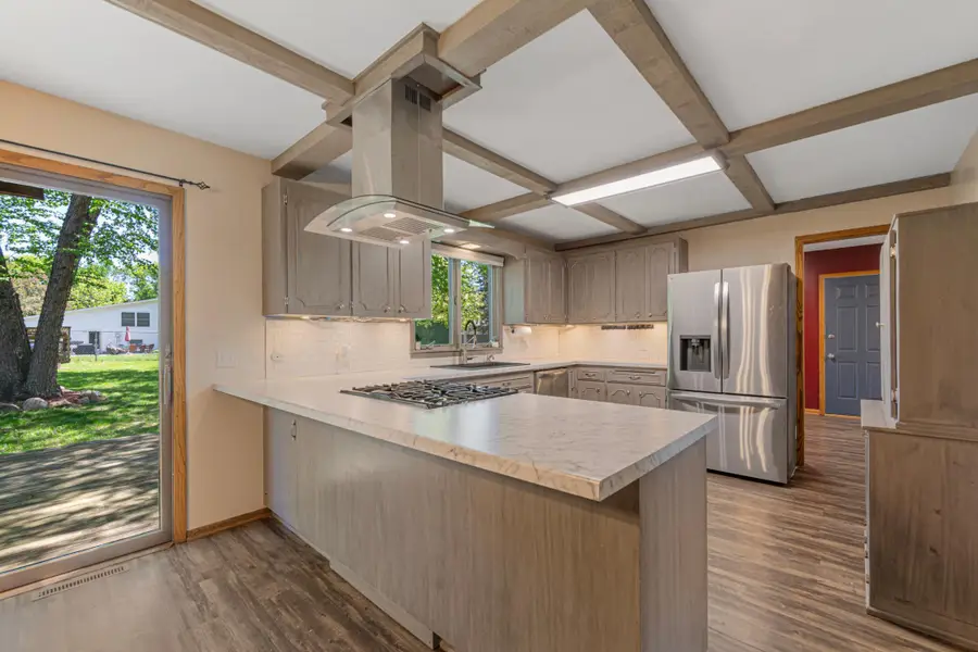 421 10th Avenue Se, Faribault, MN 55021 - #2