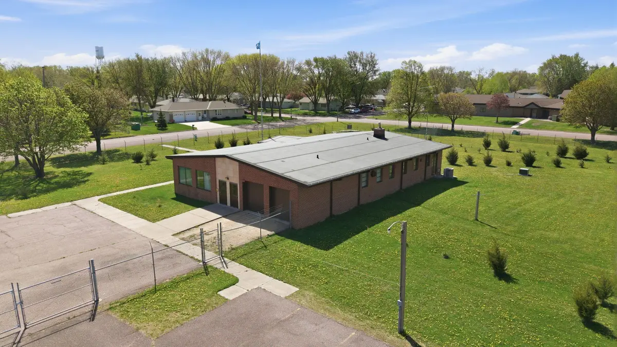 612 N Brown Street, Winthrop, MN 55396 - #1