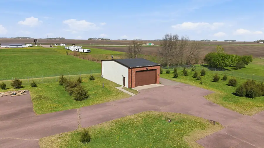 612 N Brown Street, Winthrop, MN 55396 - #2