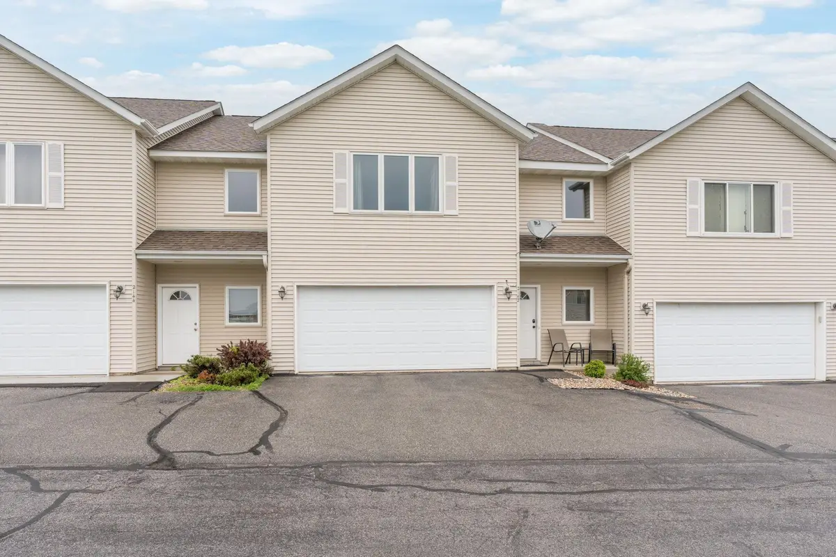 2142 Willow Trail, North Mankato, MN 56003 - #1