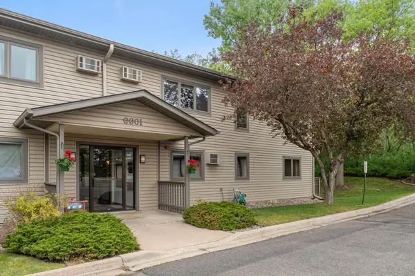 6601 Buckley Circle #109, Inver Grove Heights, MN 55076