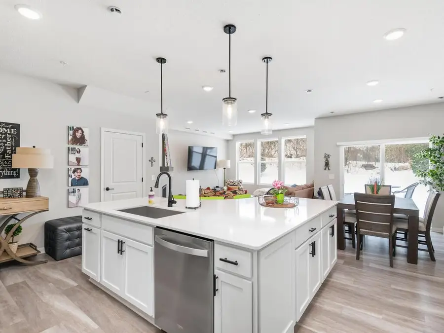 4876 Avery Court, Eagan, MN 55123 - #3
