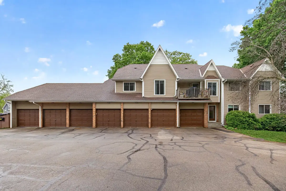 4664 Tower Street Se #212, Prior Lake, MN 55372 - #1