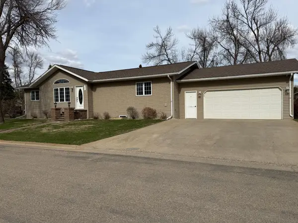 701 Lincoln Street, Lisbon, ND 58054