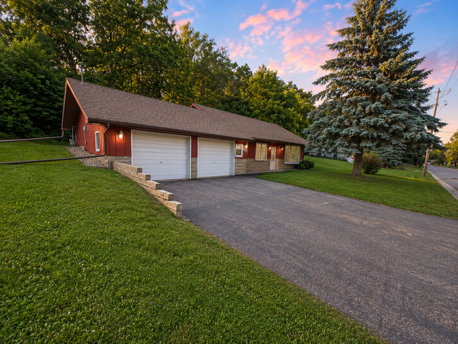 718 Willow Street, Faribault, MN 55021 - #2