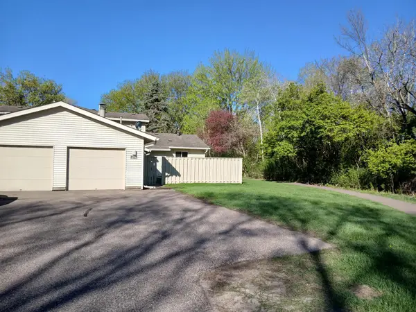 1074 Carmel Court, Saint Paul, MN 55126