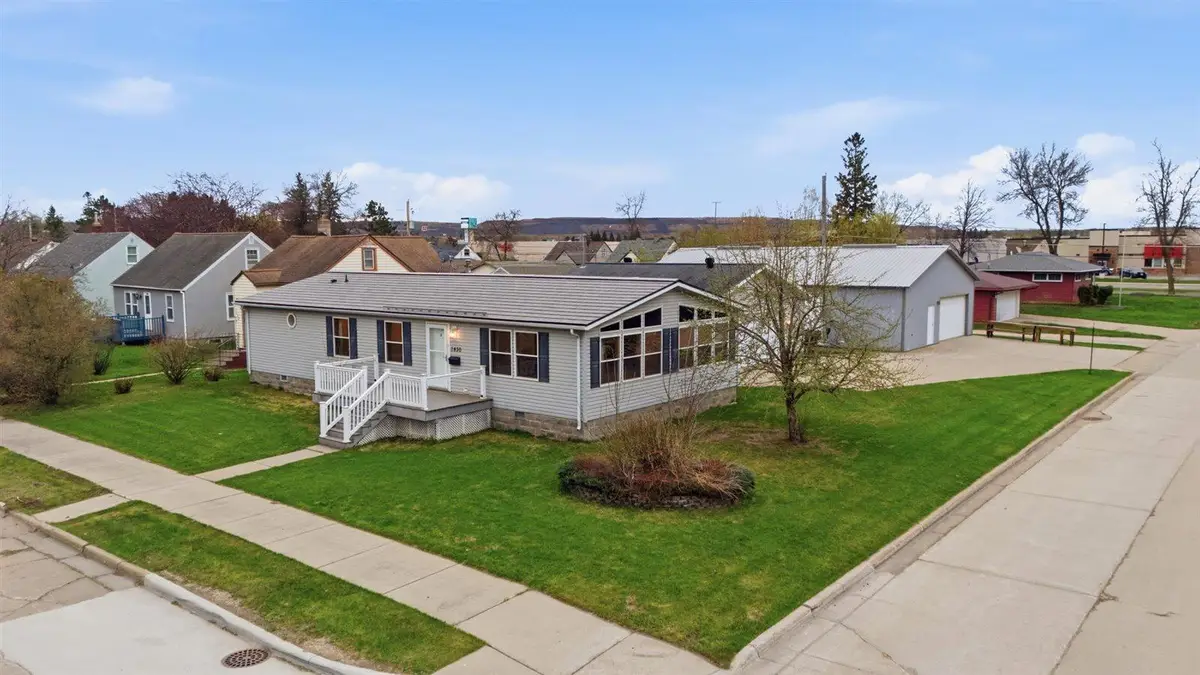 1430 12th St S, Virginia, MN 55792 - #1