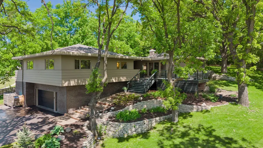7121 Schey Drive, Edina, MN 55439 - #2