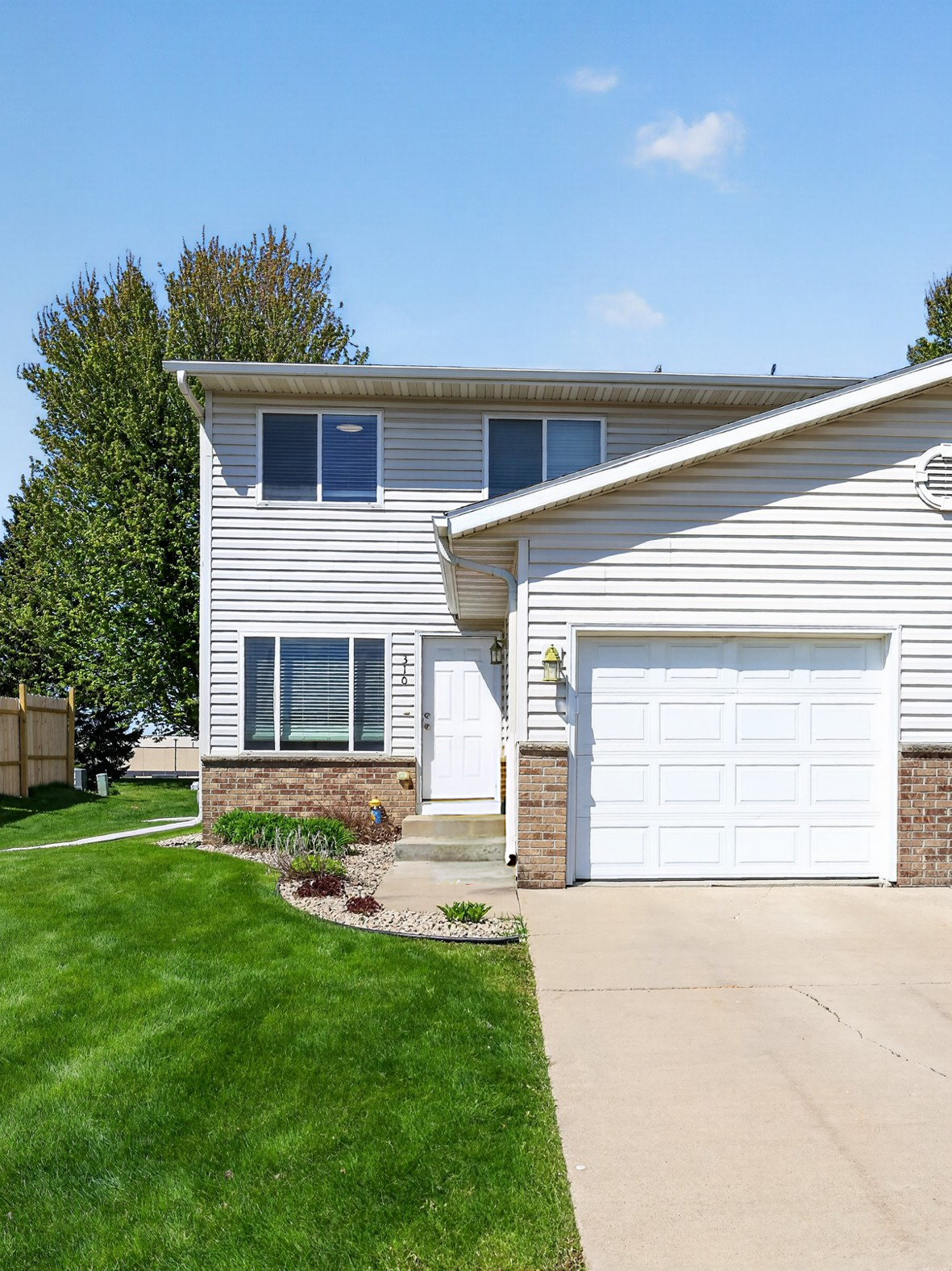 310 10th Avenue Nw, Byron, MN 55920 - #1