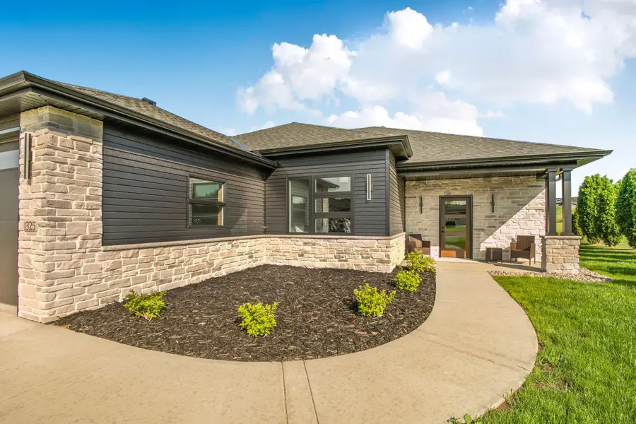 1325 Iris Lane, Saint Joseph, MN 56374 - #2
