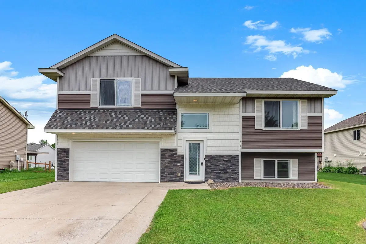 925 Highview Loop Se, Pine City, MN 55063 - #1