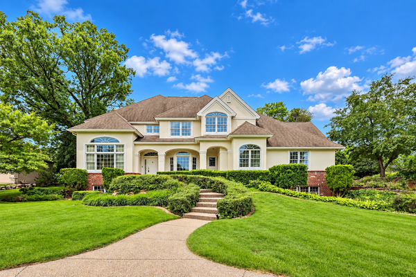 7631 S Bay Drive, Bloomington, MN 55438