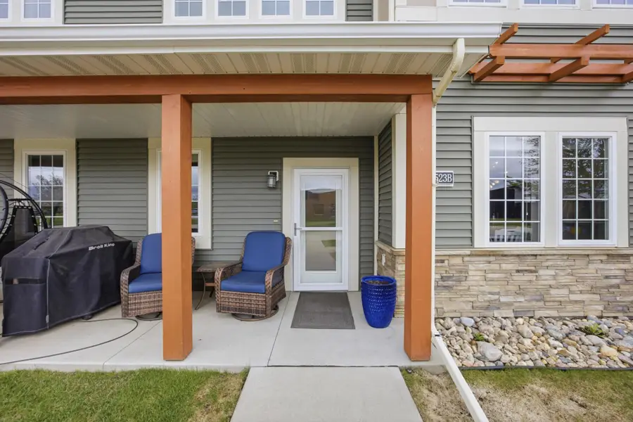 523 33rd Way E #B, West Fargo, ND 58078 - #3