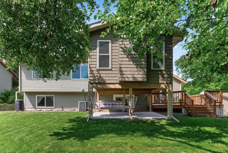 9391 Newcastle Road, Woodbury, MN 55125 - #2