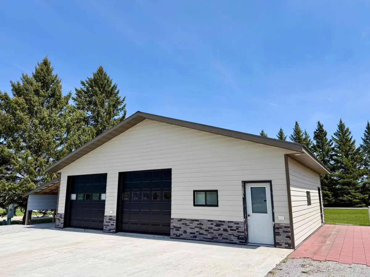 752 Hallberg Street Sw, Warroad, MN 56763 - #1