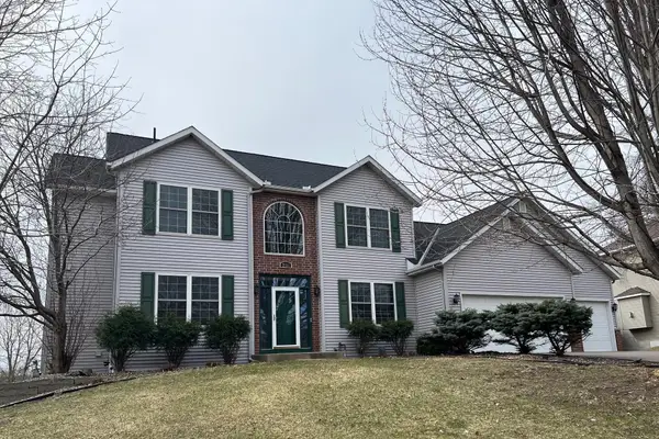 2888 Eagle Valley Drive, Saint Paul, MN 55129
