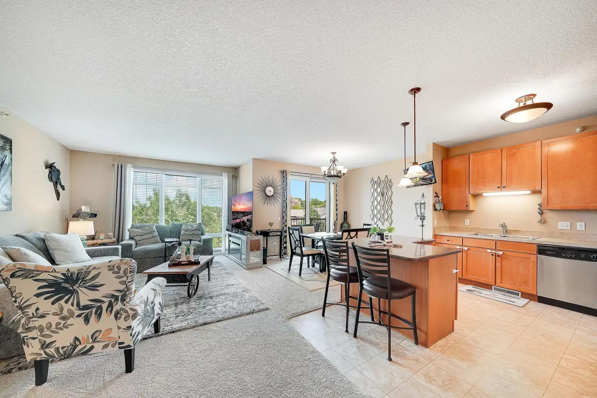 1070 Grandview Court Ne #300, Minneapolis, MN 55421 - #1