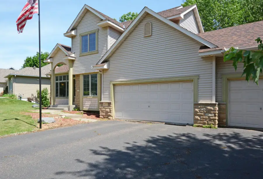 1470 N Mary Street N, Saint Paul, MN 55119 - #3