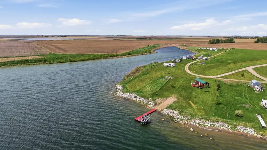 100 Eula Mae Woodward Parkway Sw, Milnor, ND 58060 - #2