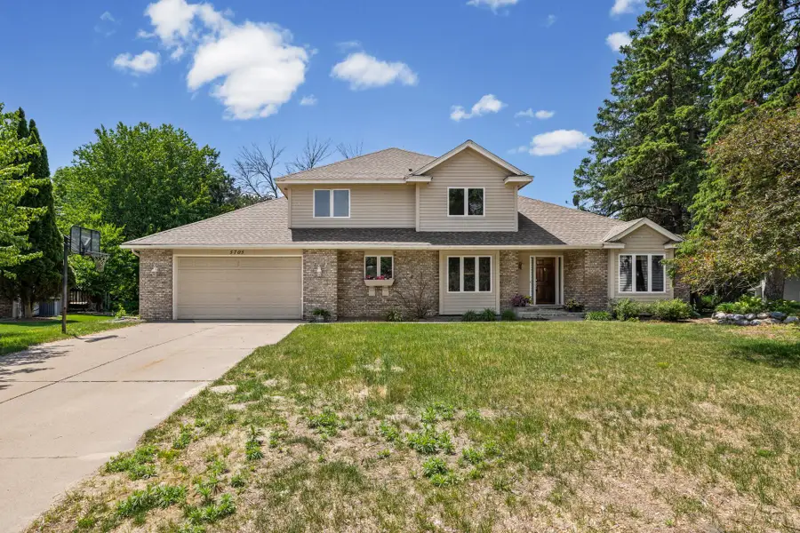 5705 Lois Lane, Saint Paul, MN 55126 - #3