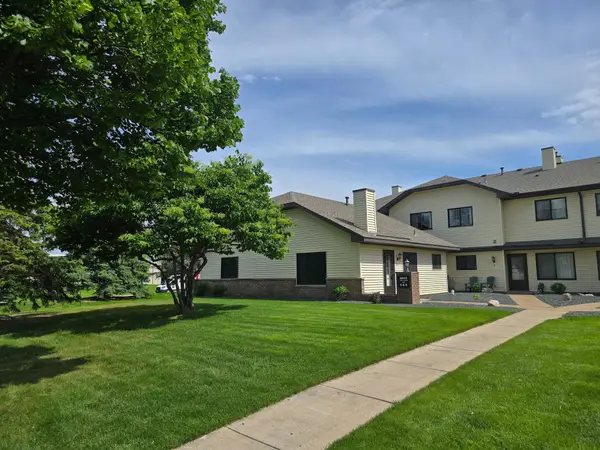 9905 54th Place N #5, Minneapolis, MN 55442