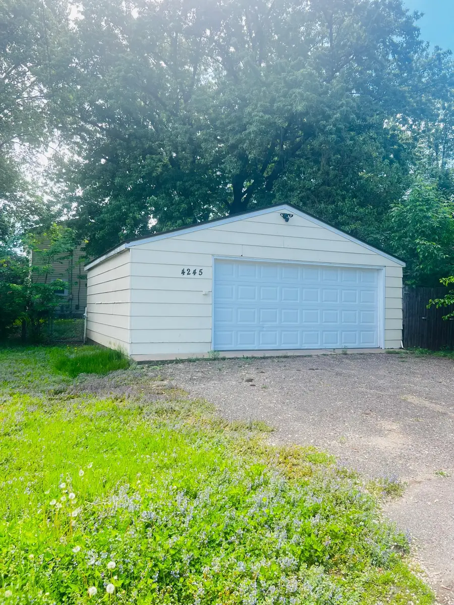 4245 Welcome Avenue N, Minneapolis, MN 55422 - #3