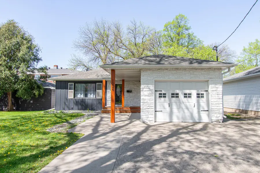 1226 11th Street N, Fargo, ND 58102 - #2