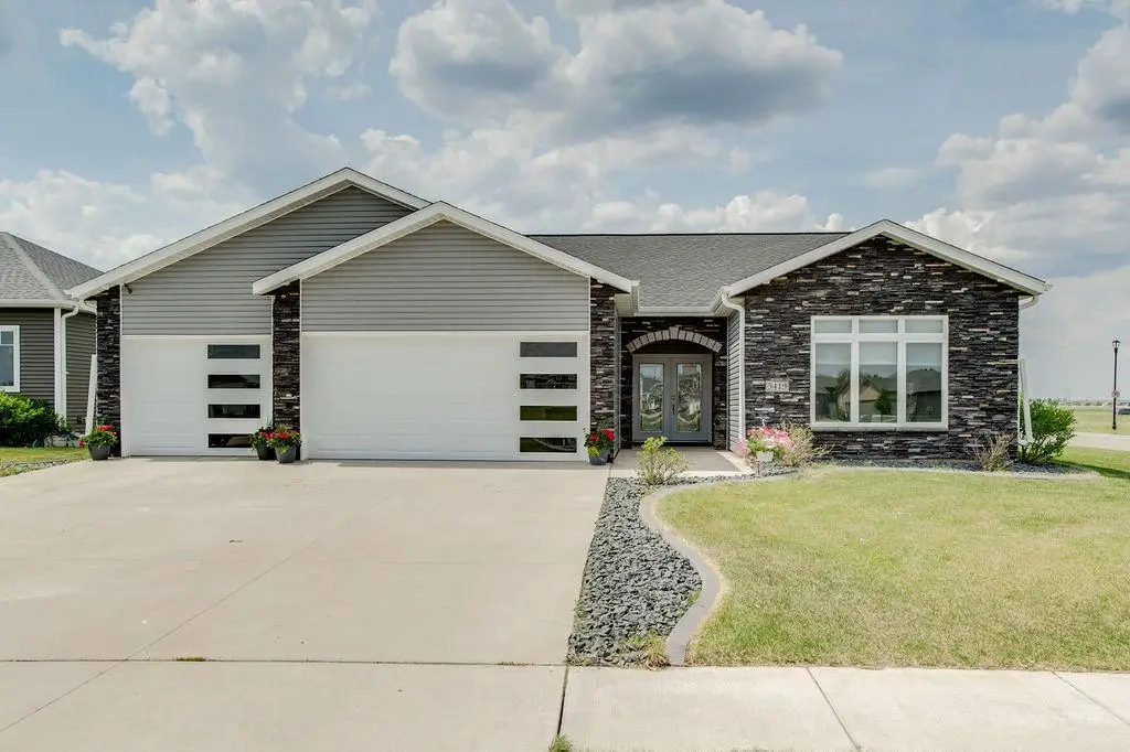 5419 43rd Street S, Fargo, ND 58104 - #1